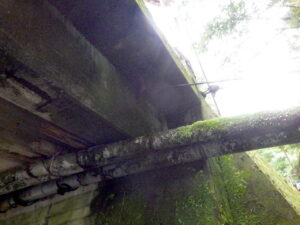 橋梁 排水 伝い水 漏水 飛沫水 状況 施工前