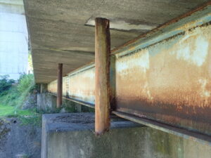 橋梁 排水 伝い水 漏水 飛沫水 状況 施工前