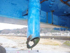 橋梁 排水用 SGP 鋼管 の 腐食 漏水 状況 施工前