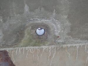 橋梁 排水 伝い水 漏水 飛沫水 状況 施工前