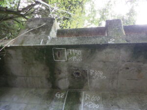 伝い水　塩ビ破損